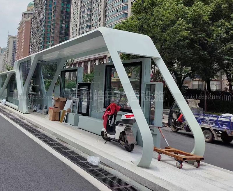 候车亭厂家：为公共交通提供便利